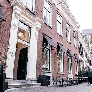 https://hotel-dom.utrechthotels.net